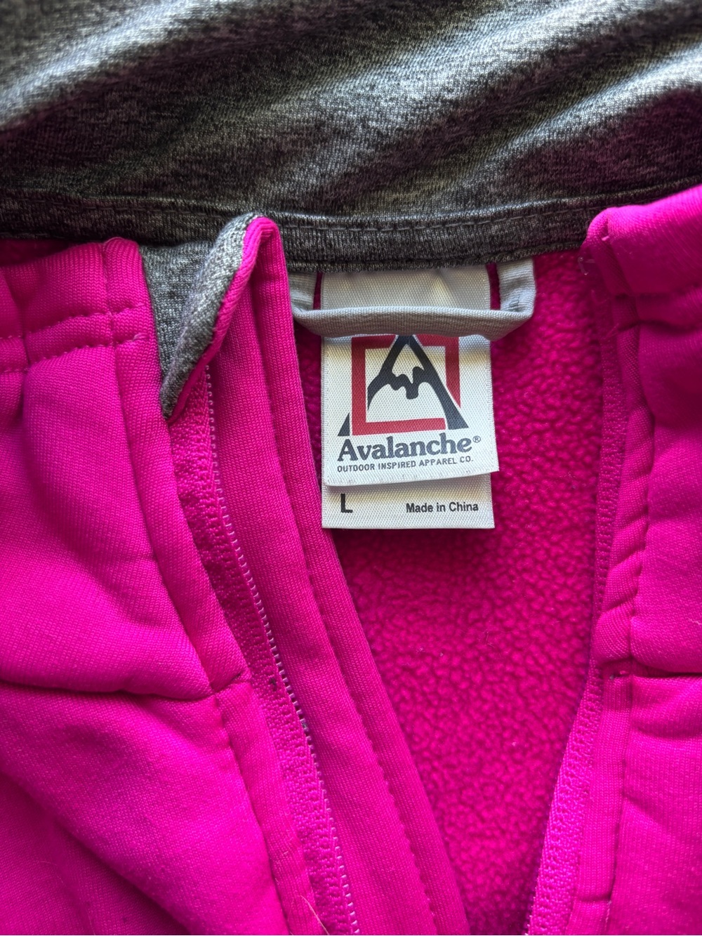 Lightweight running jacket! - Picture 2 of 3